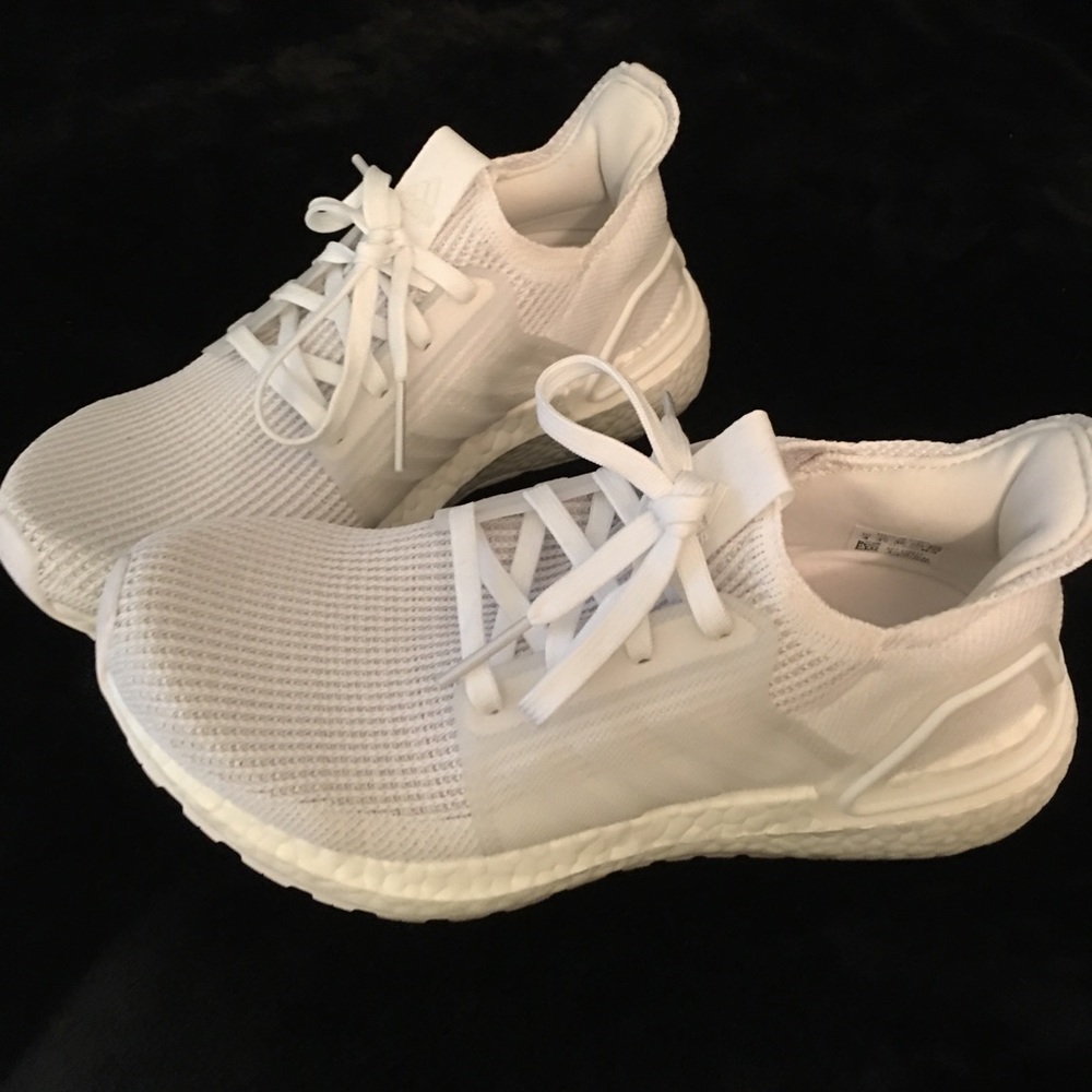 Kids size 4 adidas ultra boost